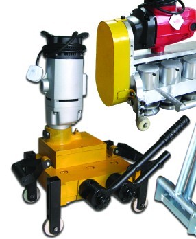 電動鎖邊機(jī)